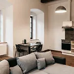 511 Apartment *