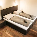 Apartment 511 *